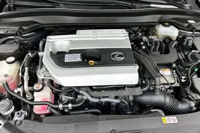 Lexus UX (2019) thumbnail 32