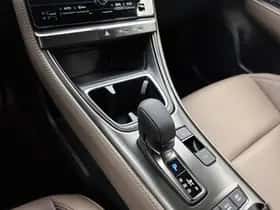 Lexus LBX (2024) thumbnail 11