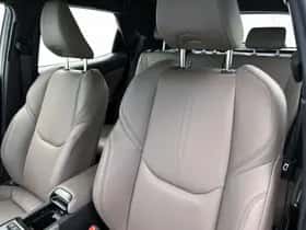Lexus LBX (2024) thumbnail 29