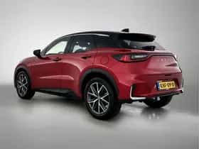 Lexus LBX (2024) thumbnail 13