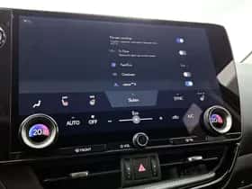 Lexus NX (2025) thumbnail 9