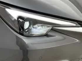 Lexus LBX (2024) thumbnail 38