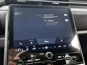 Lexus LBX (2024) thumbnail 9