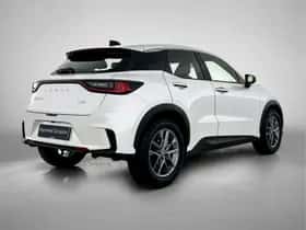 Lexus LBX (2025) thumbnail 2