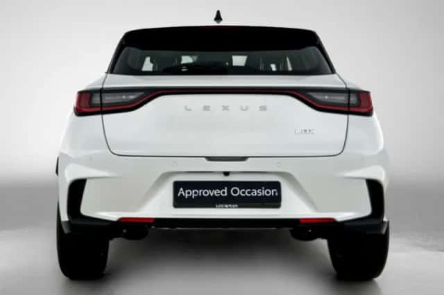 Lexus LBX (2025) thumbnail 20