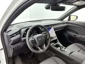 Lexus LBX (2025) thumbnail 35
