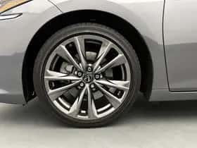Lexus ES (2021) thumbnail 46