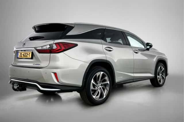 Lexus RX (2019) thumbnail 2