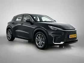 Lexus LBX (2024) thumbnail 12