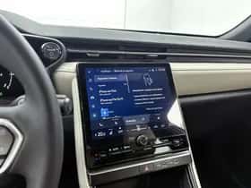 Lexus LBX (2024) thumbnail 28