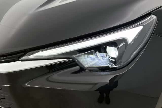 Lexus LBX (2024) thumbnail 31