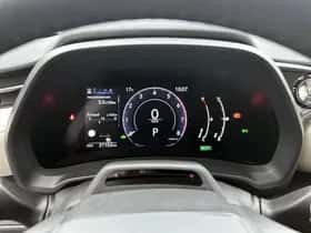 Lexus LBX (2024) thumbnail 5