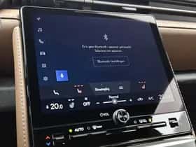 Lexus LBX (2024) thumbnail 24