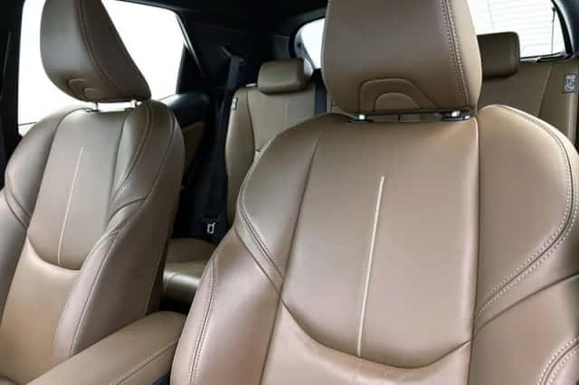 Lexus LBX (2024) thumbnail 27