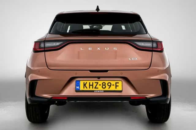 Lexus LBX (2025) thumbnail 21