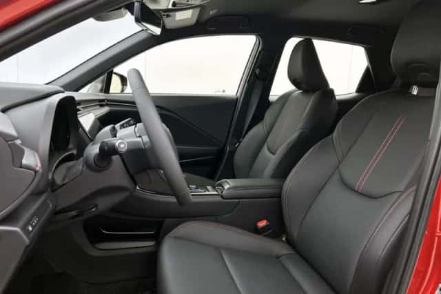 Lexus LBX (2026) thumbnail 15
