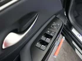 Lexus ES (2026) thumbnail 9