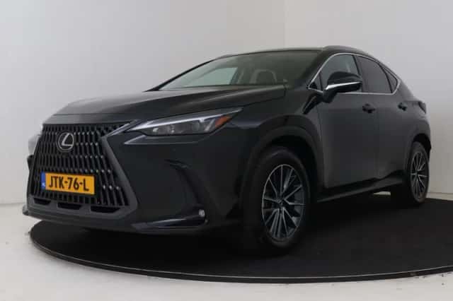 Lexus NX (2026)