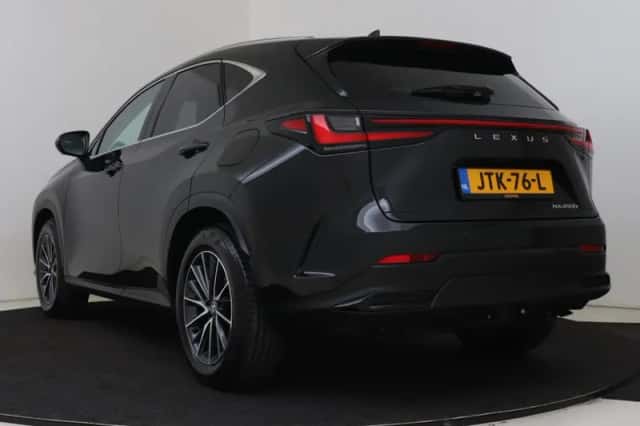 Lexus NX (2026) thumbnail 16