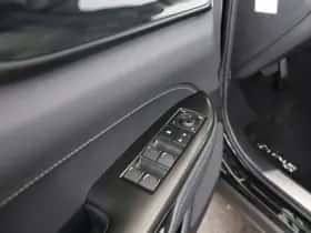 Lexus NX (2026) thumbnail 9