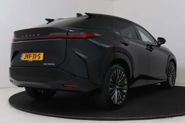Lexus RZ (2026) thumbnail 2