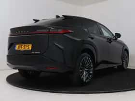 Lexus RZ (2026) thumbnail 2