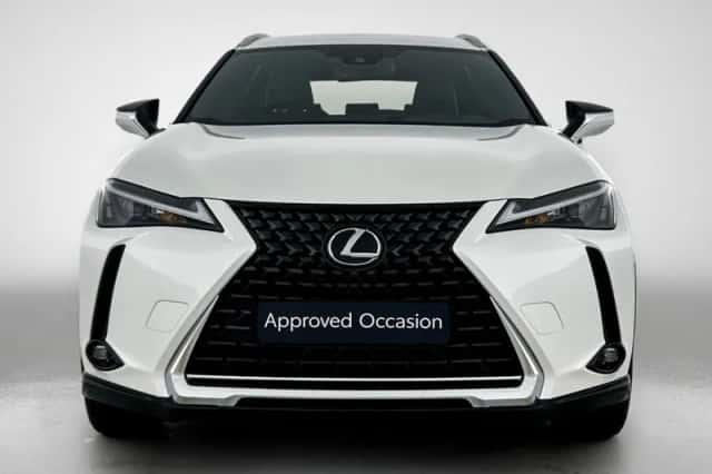 Lexus UX (2024) thumbnail 19