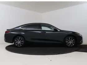 Lexus ES (2025) thumbnail 14