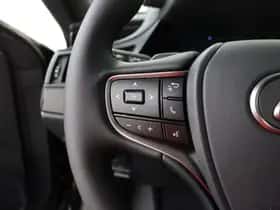 Lexus ES (2025) thumbnail 18