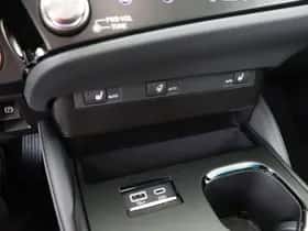 Lexus ES (2025) thumbnail 30