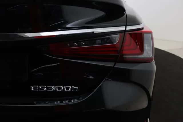 Lexus ES (2025) thumbnail 39