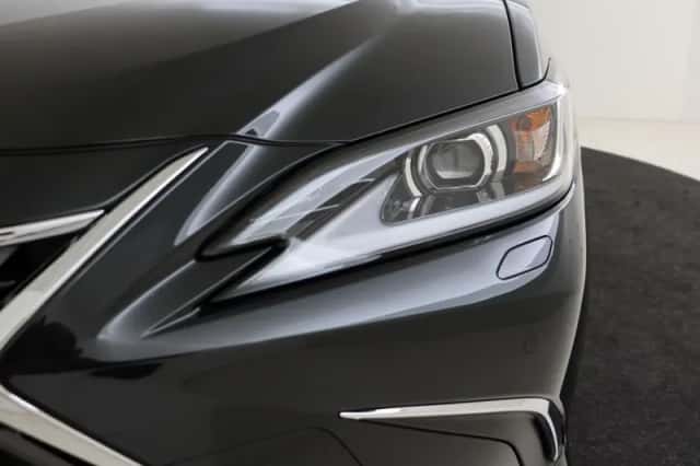 Lexus ES (2025) thumbnail 8