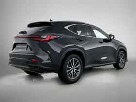 Lexus NX (2022) thumbnail 2