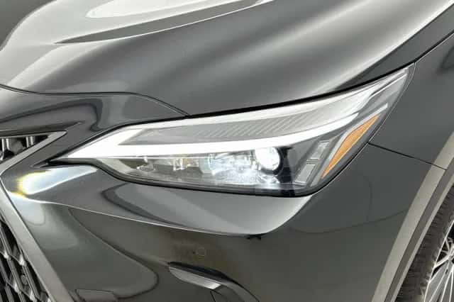 Lexus NX (2022) thumbnail 37