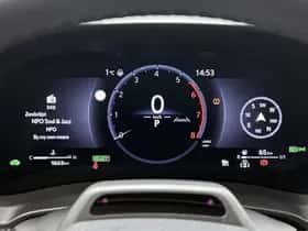 Lexus LBX (2024) thumbnail 5