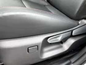 Lexus LBX (2024) thumbnail 42