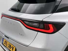 Lexus LBX (2024) thumbnail 44