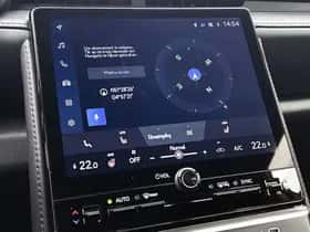 Lexus LBX (2024) thumbnail 7