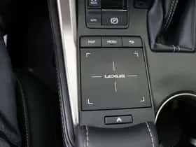 Lexus NX (2018) thumbnail 26