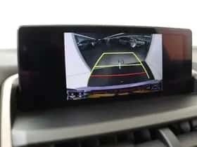 Lexus NX (2018) thumbnail 32