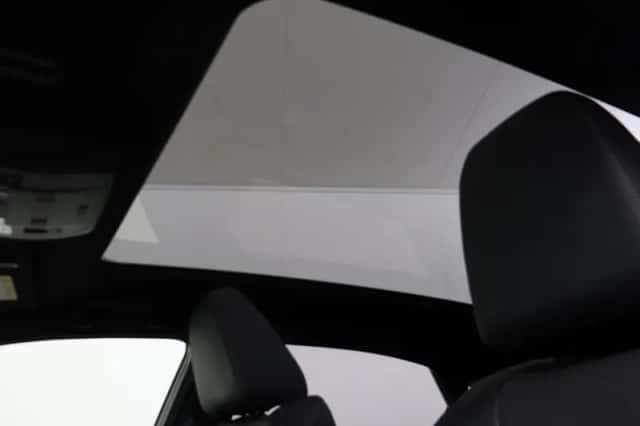Lexus NX (2018) thumbnail 35