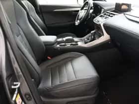 Lexus NX (2018) thumbnail 45