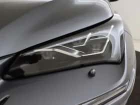 Lexus NX (2018) thumbnail 9