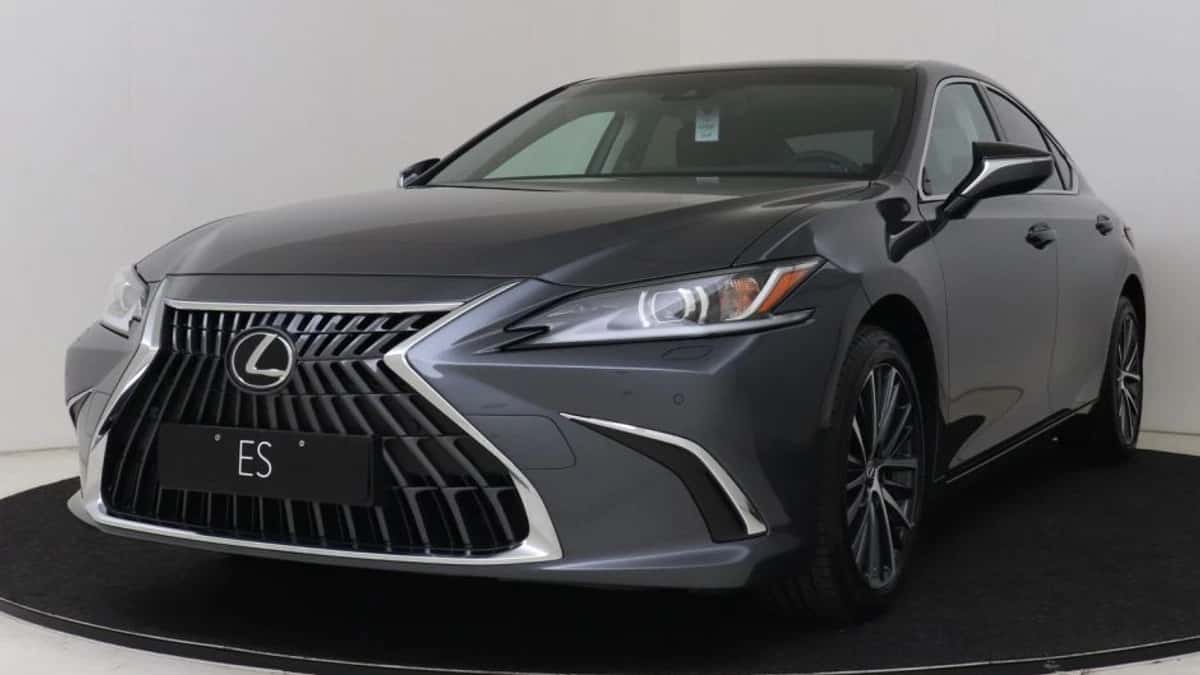 Lexus ES (2025) — foto 1