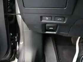 Lexus ES (2025) thumbnail 13