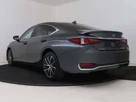 Lexus ES (2025) thumbnail 16