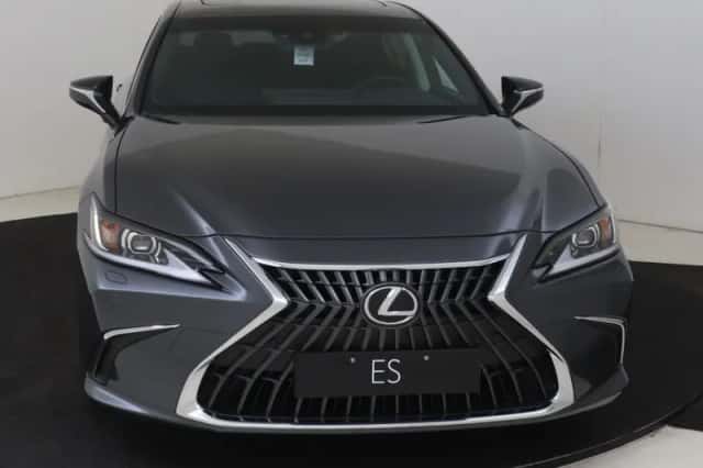 Lexus ES (2025) thumbnail 24