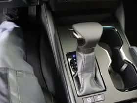 Lexus ES (2025) thumbnail 28