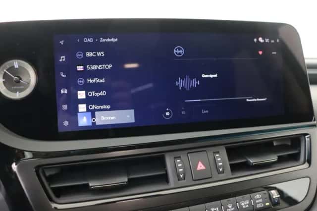 Lexus ES (2025) thumbnail 31