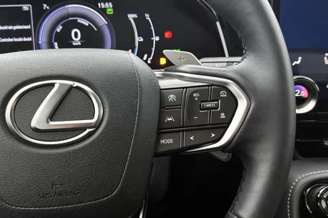Lexus NX (2025) thumbnail 14